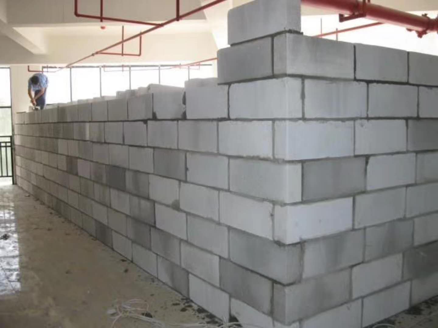 施甸蒸压加气混凝土砌块承重墙静力和抗震性能的研究